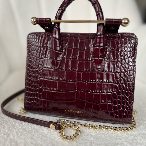 Strathberry MINI TOTE Croc-Embossed Burgundy Leather
100% Handmade in Spain - Picture 1 of 16